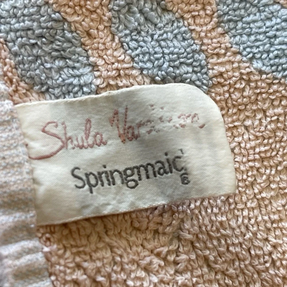 Vintage 70s Springmaid Shula Vardimon 2 Bath Towel Pastel Pink Blue Boho Leaves